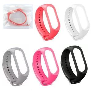 Kit de 5 Pulseira De Smartband M4 De Silicone Cores Diversas XTRAD M4 PULSEIRA XTRAD