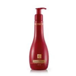 EUDORA VELVET PASSION LOÇÃO HODRATANTE CORPORAL 250ML VELVET PASSION Eudora