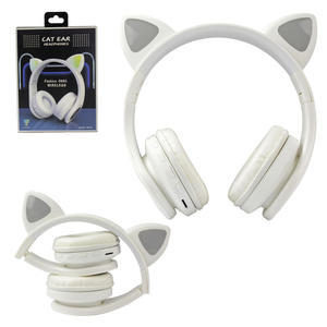 Headphone Cat Ear Branco Wireless Com Led Colorido M-02 GENERICO